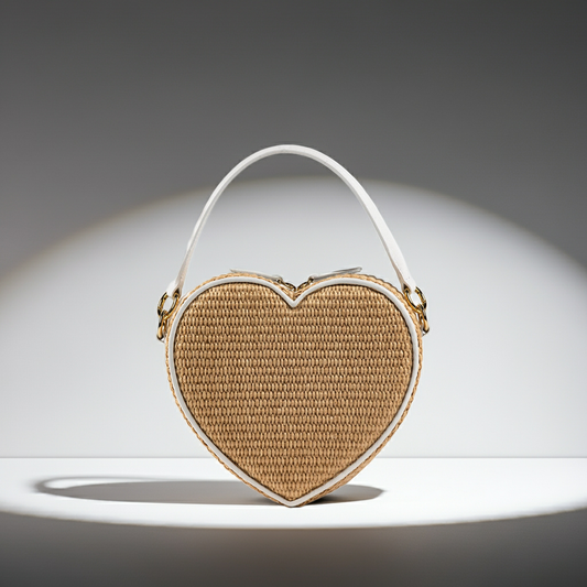 Liselle Kiss Heart Bag Raffia